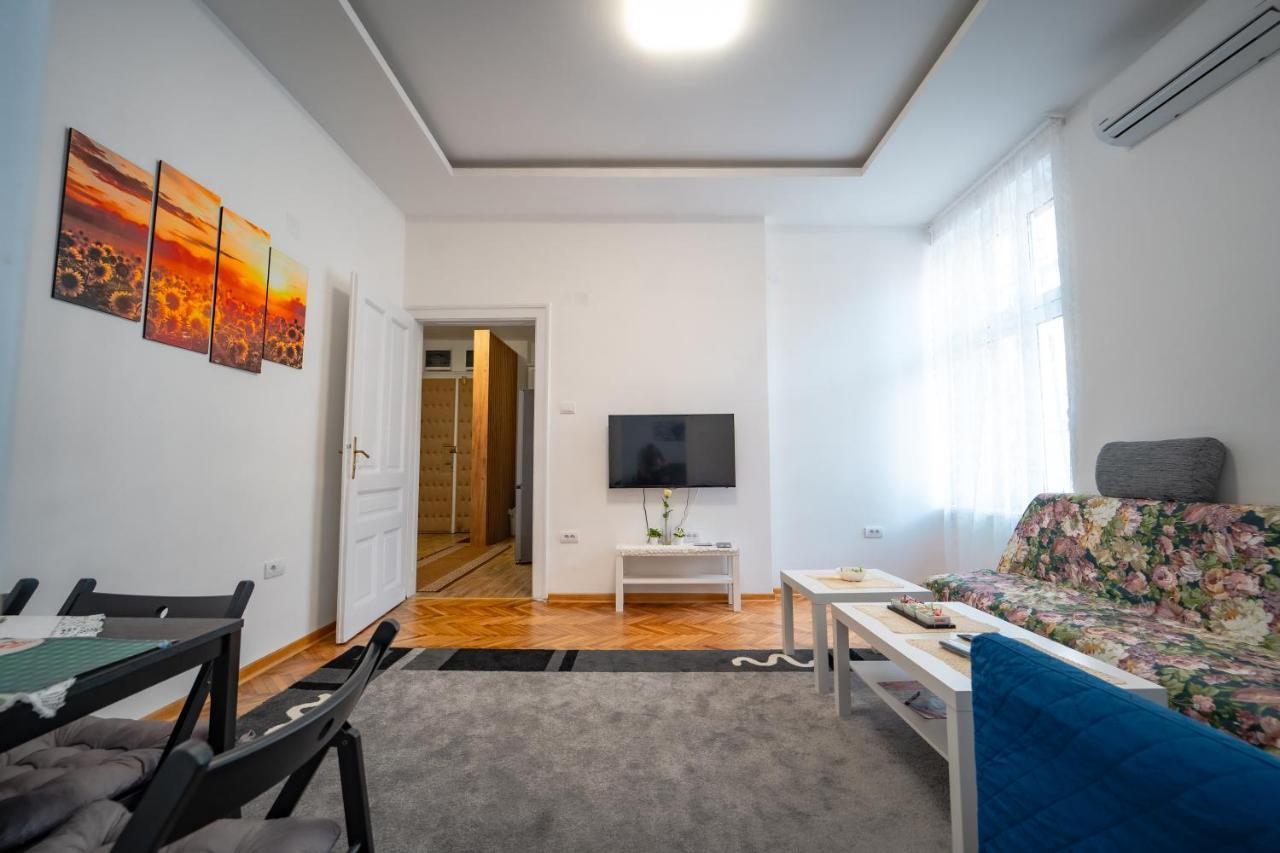 Botanical9, Belgrade Centre, 2 Bedroom Apartment Εξωτερικό φωτογραφία